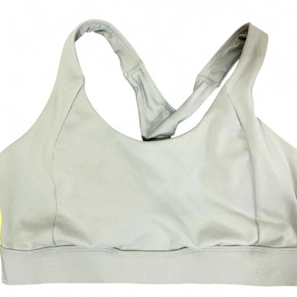 All in Motion Sage Green Sports Bra Women's Medium NWT Racerback